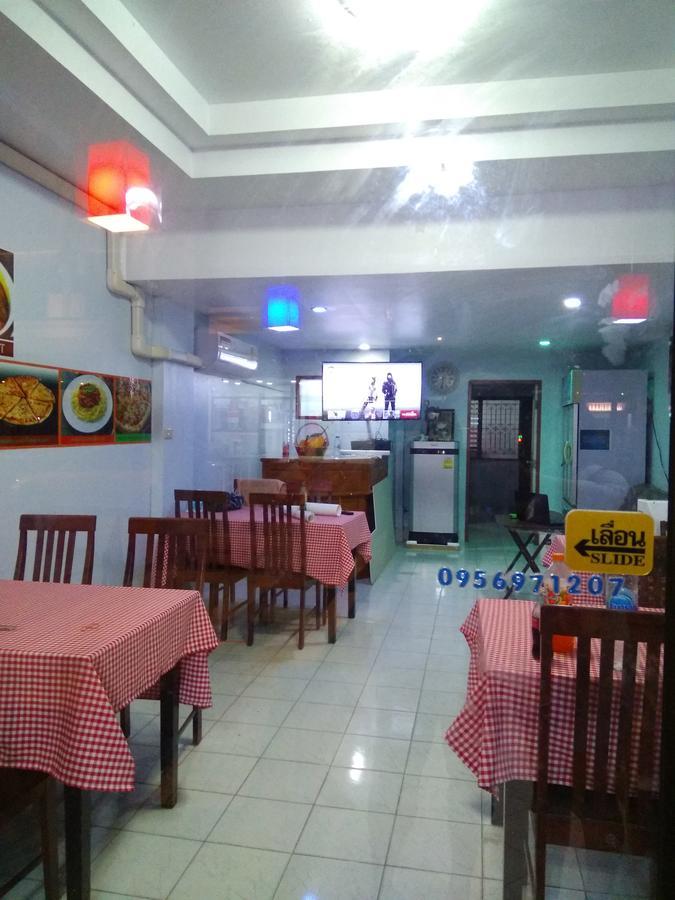 Shady'S Hostel Pattaya Exterior photo