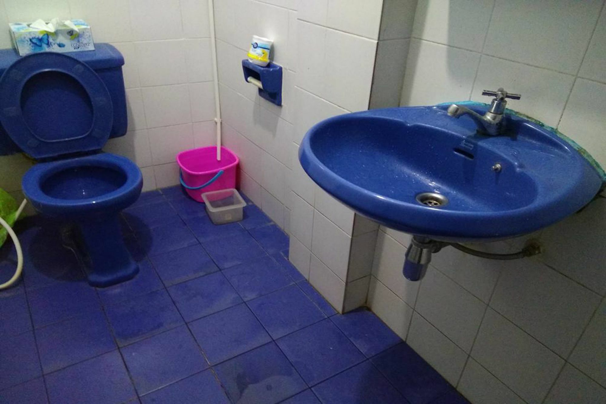 Shady'S Hostel Pattaya Exterior photo
